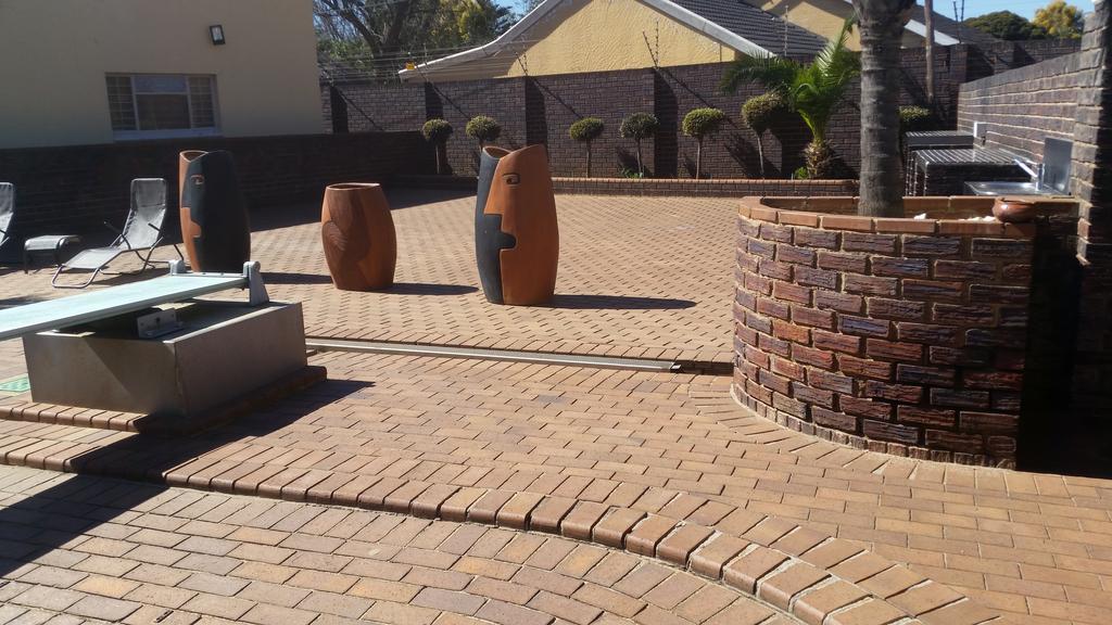 African Phoenix Guest Lodge Johannesburg Exteriér fotografie