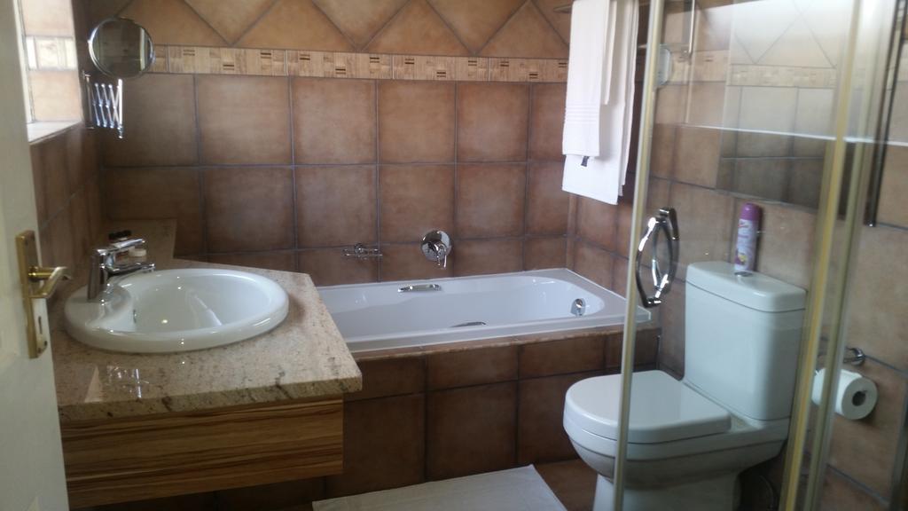 African Phoenix Guest Lodge Johannesburg Exteriér fotografie