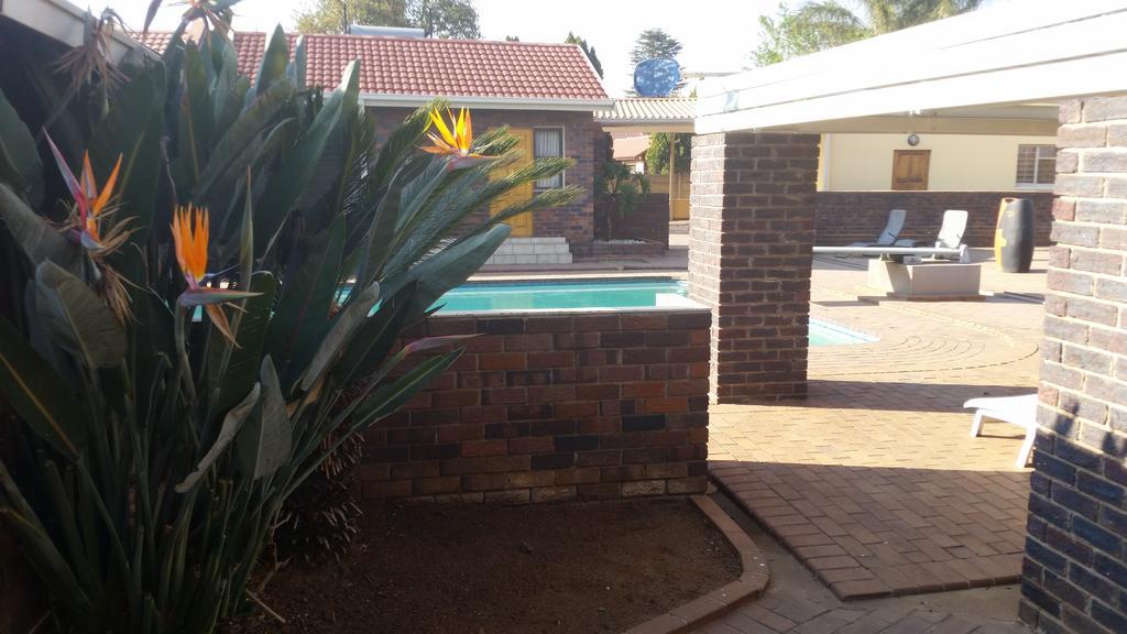 African Phoenix Guest Lodge Johannesburg Exteriér fotografie