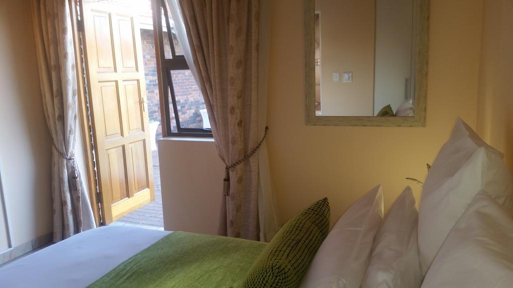 African Phoenix Guest Lodge Johannesburg Exteriér fotografie