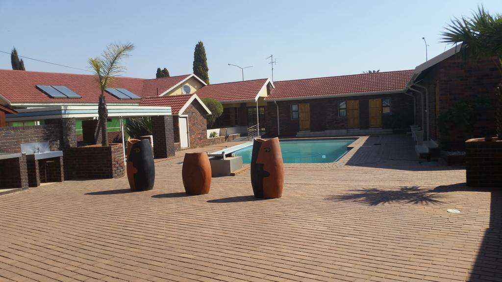 African Phoenix Guest Lodge Johannesburg Exteriér fotografie